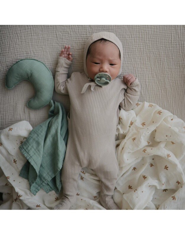 Mushie comfort blanket Moon Roman Green 4