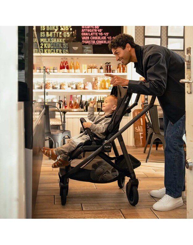Nuna stroller SWIV Caviar 17