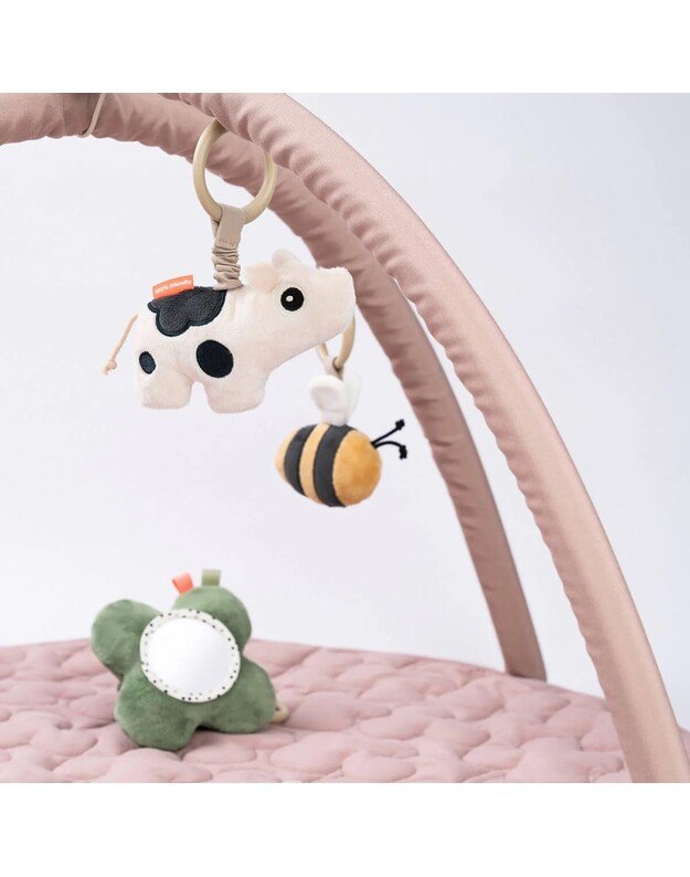 Done by Deer veiklos kilimėlis kūdikiui Tiny Farm, rausvas 2