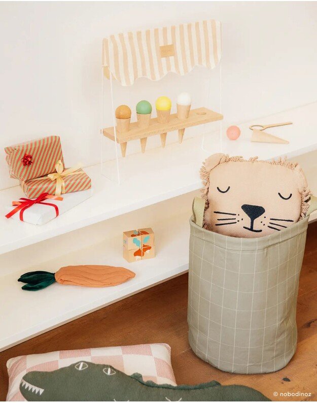 Nobodinoz decorative cushion LION FACE 4