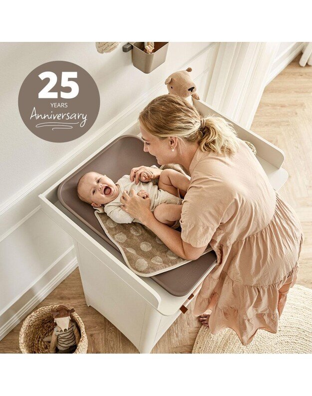 Leander Matty changing mat 50x70 cm Mocca 2