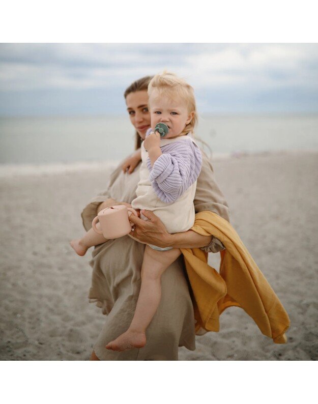 Mushie swaddle Fall Yellow 3