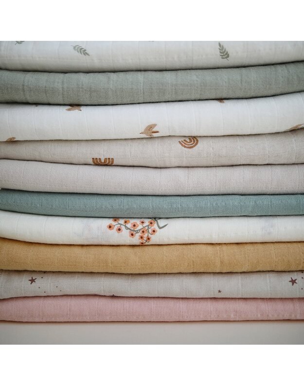 Mushie swaddle Fog 5
