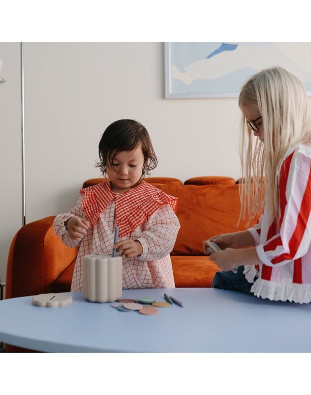 Mushie coin & tube sorting set 2