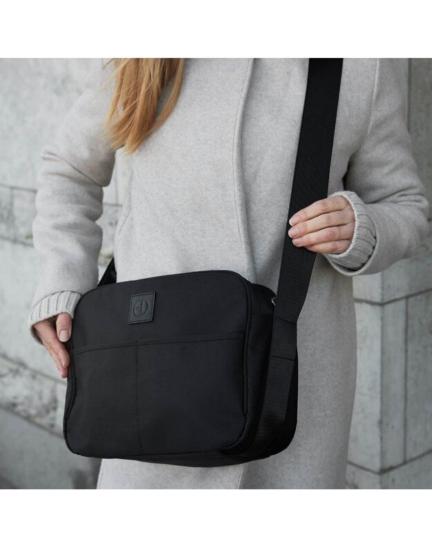 Elodie Details Changing Bag Crossbody, Black