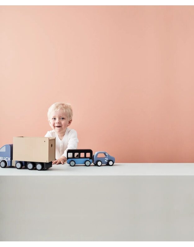 Kid's Concept medinė stumdoma mašinėlė - miesto autobusas Aiden